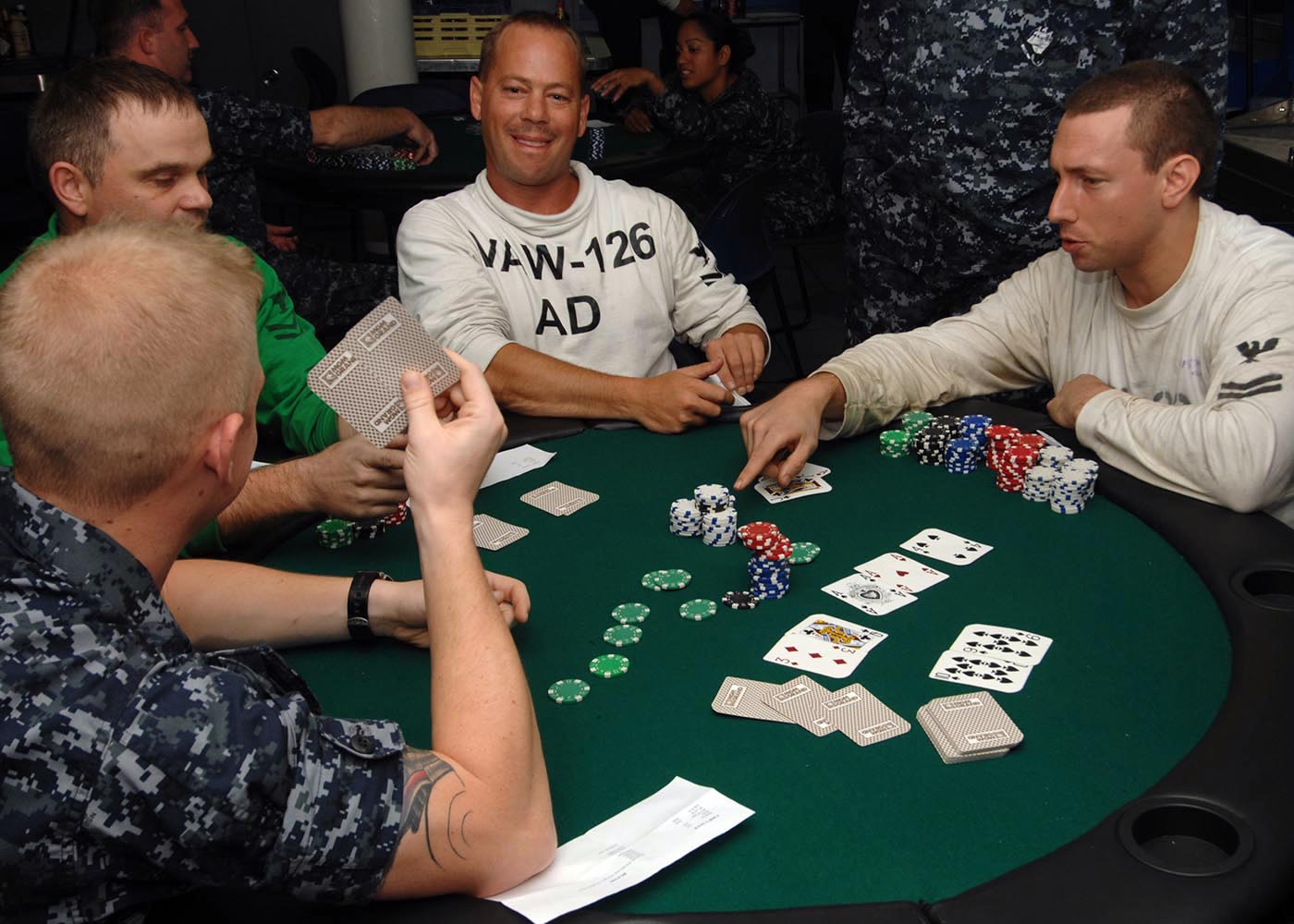 Cách chơi của Poker Vz99 đơn giản